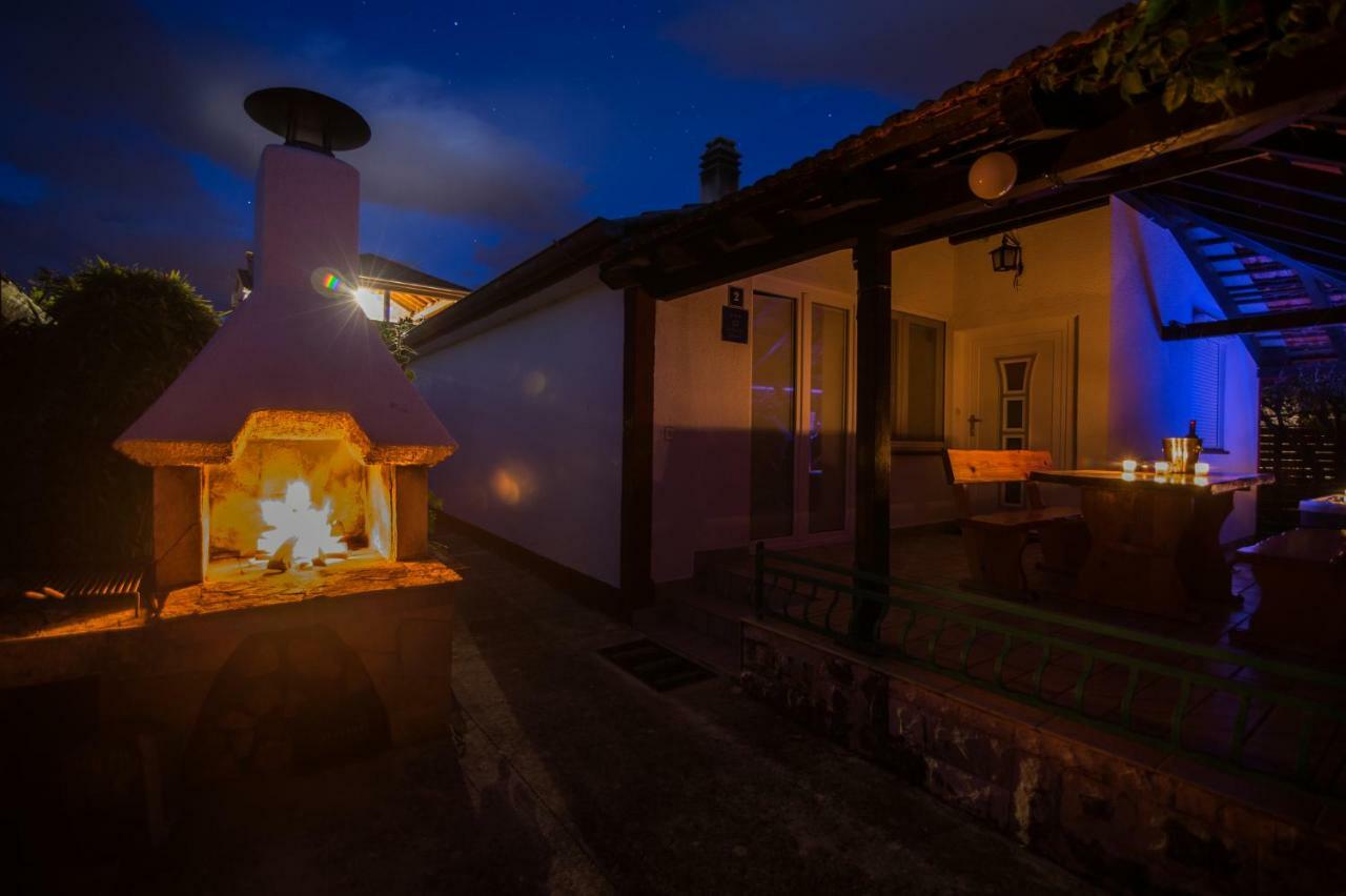 Holiday House Cvita Biograd Na Moru Eksteriør bilde